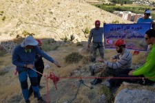 آموزش عملی کوه پیمایی تیم امداد و نجات در اسلام آبادغرب+تصاویر