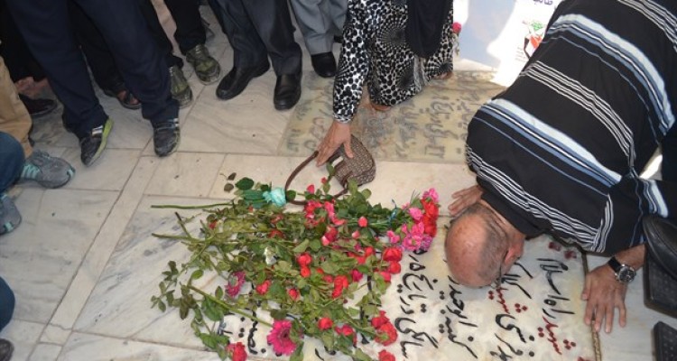 از اروپا تا قم در جستجوی بهشت/دیدار پدر و پسر بعد از 30 سال تازه شد+عکس