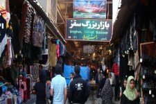 رکود بازار پوشاک را هم دربرگرفت/ ازدیاد پوشاک فروشان در سایه بیکاری