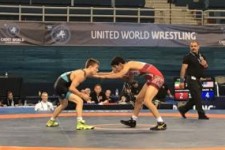 کشتی گیر کرمانشاهی مدال برنز مسابقات جوانان جهان را کسب کرد