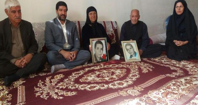 دیدار مسئولین با خانواده معظم شهداء در اسلام آبادغرب