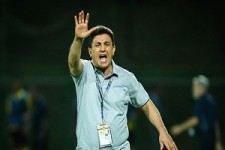 درگیری لفظی شدید قلعه نویی با یک خبرنگار 