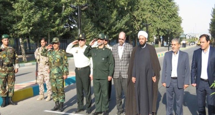 رژه بزرگ 31 شهریور در اسلام آبادغرب برگزار شد