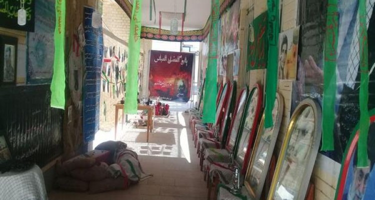 برگزاری نمایشگاه هفته دفاع مقدس در دانشگاه پیام نور مرکز اسلام آباد غرب