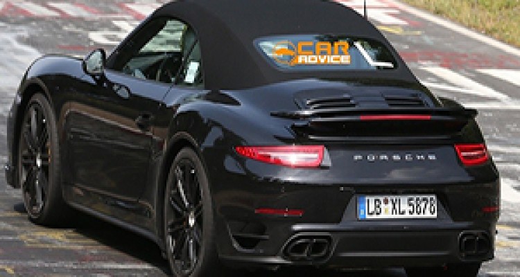 عاقبت فرار پورشه پس از تصادف + فیلم 