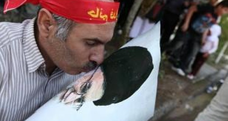 روایتی از بوسیدن روی ماه