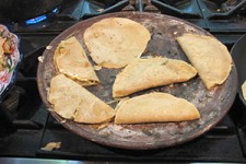 کتک زدن مشتری به دلیل همراه نداشتن پول! + فیلم 