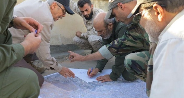 تصاویر جدید از حضور سرلشکر باقری در مناطق عملیاتی سوریه