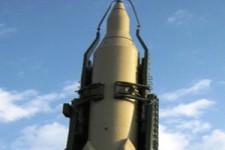 استقرار موشک سجیل در مقابل لانه جاسوسی + فیلم 