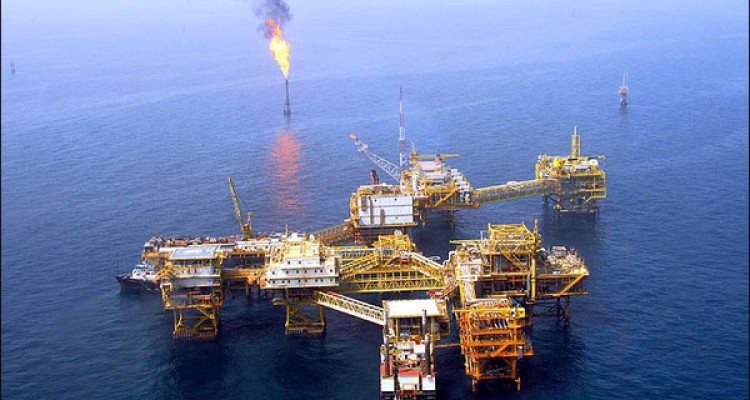 بی‌توجهی به تولیدات داخلی با واردات تجهیزات نفتی از فرانسه + فیلم 