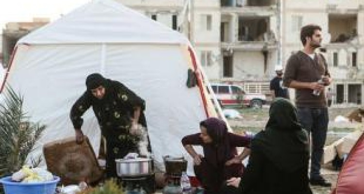 نیازهای اولیه زلزله زدگان برطرف شده/ خشکبار نیاز اصلی است