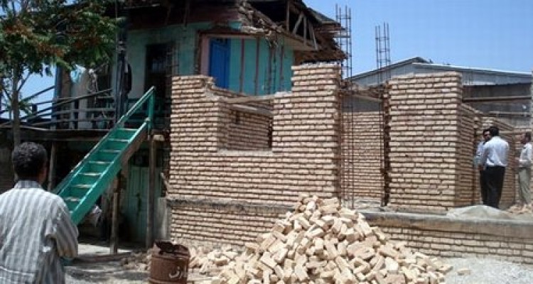 بازسازی مسکن‌های روستایی آغاز شد؛ برای ایمن‌سازی هم فکری شده؟!