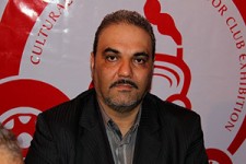 نقد تند جواد خیابانی به دو برابر شدن قیمت کانکس در مناطق زلزله زده استان کرمانشاه + فیلم