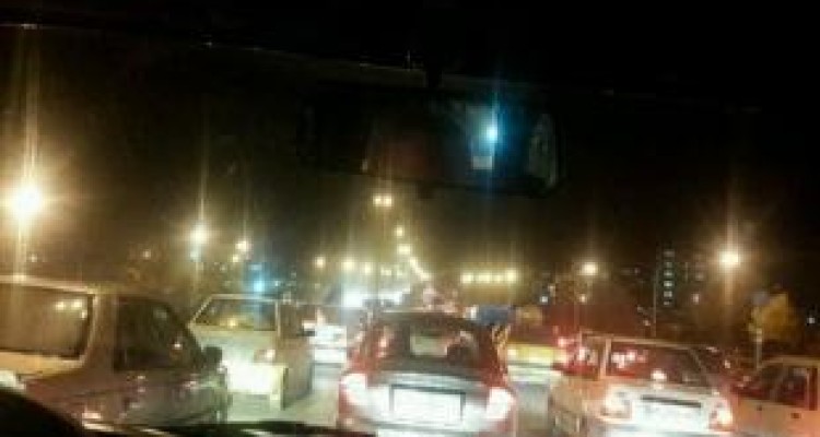 تداعی کابوس زلزله ۷.۳ ریشتری/ مردم در خیابان ها هستند