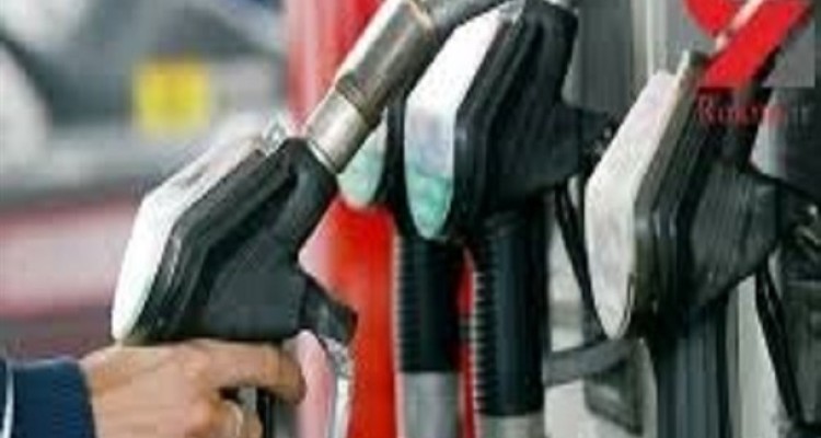 مخالفت خانه ملت با افزایش 50 درصدی قیمت بنزین در کشور/ احتمال موافقت مجلس با افزایش 10 تا 20 درصدی قیمت حامل های انرژی