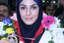 ۹ دی روز بریدن نفس فتنه در دریای خروشان ملت ایران بود