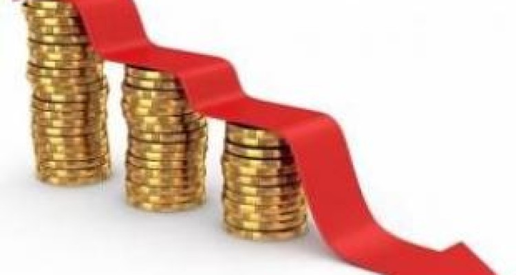 کاهش بی تعلل سود سپرده ها و غفلت تعمدی از کاهش سود وامها