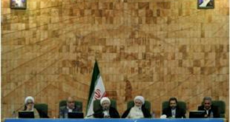 رفع مشکلات مردم زلزله زده توجه بیشتر دولت را می‌طلبد