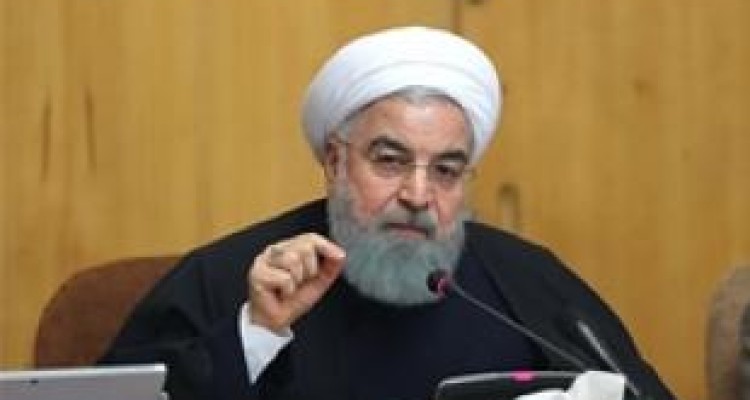 کسی که ملت ایران را تروریست می‌نامد حق دلسوزی برای مردم ما ندارد/ برخی کشورهای عرب که با مردم ایران میانه خوبی نداشتند، پایکوبی می‌کنند/ نقد با تخریب اموال عمومی متفاوت است