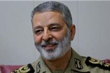 ارتش تا پایان این هفته ۲۰۰۰ کانکس تحویل مناطق زلزله‌زده خواهد داد