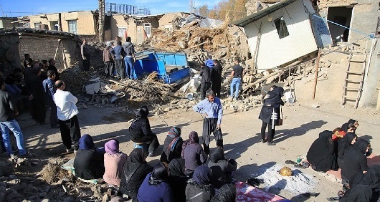  اعزام تیم حمایت های روانی و اجتماعی هلال احمر خوزستان به مناطق زلزله زده کرمانشاه