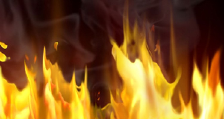 افراد ناشناس ساختمان شهرداری منطقه 12 را به آتش کشیدند 