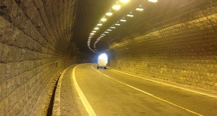  محور حمیل به ایلام تا غروب امروز مسدود است 