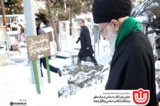 رهبر انقلاب در مرقد مطهر بنیانگذار انقلاب اسلامی و گلزار شهدا حضور یافتند