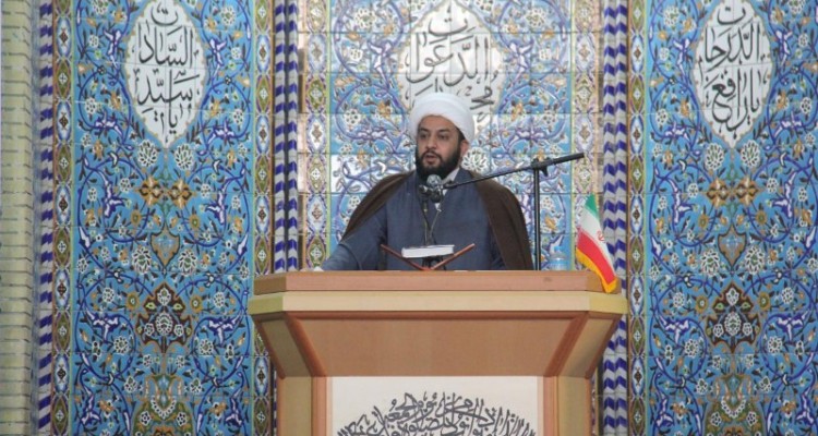 مسئولان در زمينه رفع مشكلات معيشتى مردم و مبارزه با فساد اقتصادى اهتمام بورزند