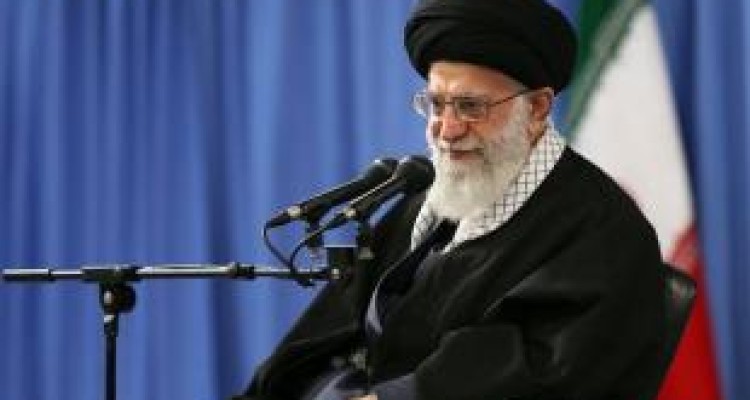 شیعه و سنی در جمهوری اسلامی در دشوارترین میدان‌ها کنار یکدیگرند