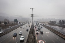 مه غلیظ و محدودیت دید در محور اسلام آباد غرب به گیلان غرب