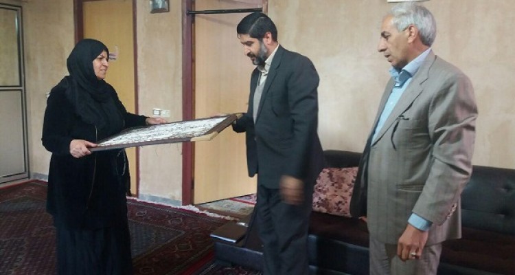 دیدار با خانواده شهدا و جانبازان روستاهای ارکوازی، چنار و تپه گله علیا در شهرستان اسلام آبادغرب+تصاویر