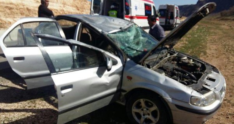 حوادث رانندگی در اسلام آبادغرب 10 مصدوم برجای گذاشت+تصاویر