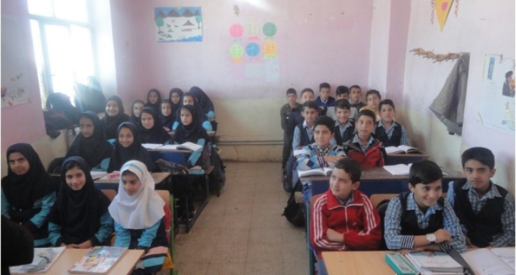 دانش آموزان از ورزش بعنوان غذای جسم غفلت نورزند