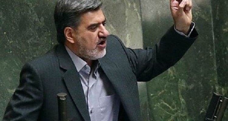 پیام رسان های داخلی امکانات بهتر و بیشتری از تلگرام دارند/ درحوزه فضای مجازی و پیام رسان های داخلی باید به جوانان اعتماد کنیم