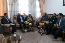 دیدار و سرکشی مسئولین شهرستان از جانبازان در اسلام آبادغرب+تصاویر