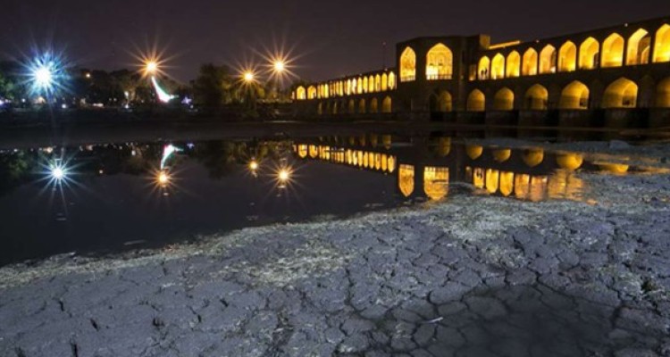 زاینده رود پس از بارش باران/تصاویر