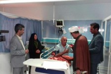 عیادت مسئولین و سفیران سلامت شهرستان از بیماران در اسلام آبادغرب+تصاویر