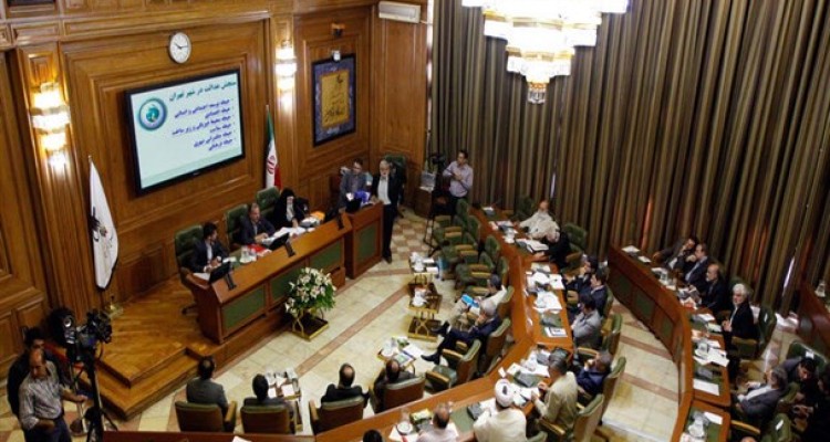 شهر از وضعیت ثبات مدیریت شهری برخوردار نیست/ شورا به توصیه های بنده توجهی نکرد