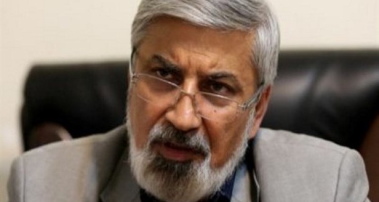 اعتماد به قدرتهای سلطه گر برای پیشرفت کشور یک اتکاء متزلزل و غیر منطقی است/ ملت ایران باید تجربه گران سنگ و پر هزینه اعتماد به آمریکا را قدر بداند