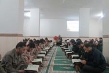 برگزاری محفل انس با قرآن در سپاه اسلام آباد غرب