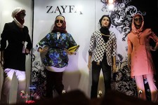 مانکن های بی حجاب، الگوهای ترویج بی بندوباری /ویترین یا نمایشگاه تبلیغ بدحجابی؟