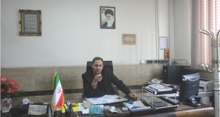 تکریم اولیا در زمان ثبت نام دانش آموزان باید با سعه صدر انجام شود