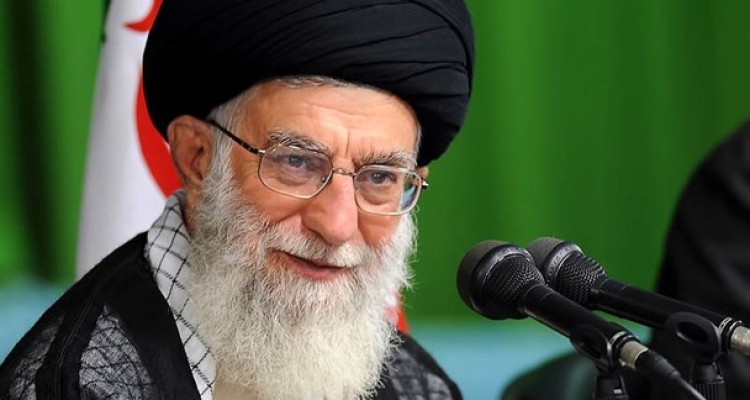 سرزمین مکه برای همه‌ مسلمانان است/ آن کسانی که سیاست را از اسلام جدا میکنند، اسلام را نفهمیده اند