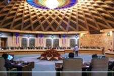 ورشکستگی اصناف در رقابت با کالاهای قاچاق /انتقاد از نظارت‌های ناکارآمد /فروش صفر بازار