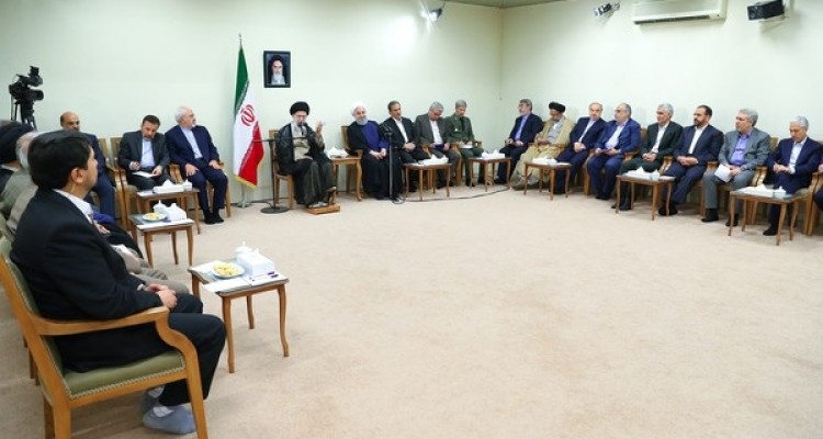 چرا رهبر انقلاب از مواضع اخیر رئیس‌جمهور صریحاً حمایت کردند؟ 