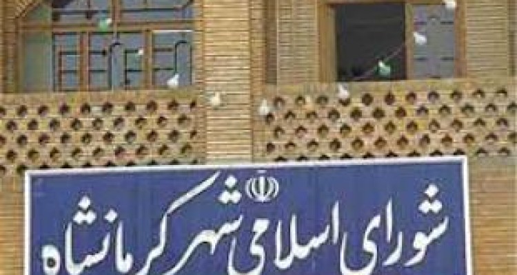 کاندیداتوری همزمان یک عضو شورای شهر برای تصدی «شهرداری» و «ریاست شورا» / «این نشد، آن یکی»