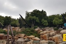 حزب‌الله لبنان برای نخستین‌بار موشک «خیبر ۱» را به نمایش گذاشت+ تصاویر 