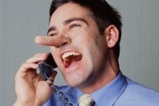 دروغ‌های بی شاخ و دمی که همسران می‌گویند/ با همسر دروغگو چگونه رفتار کنیم؟ 