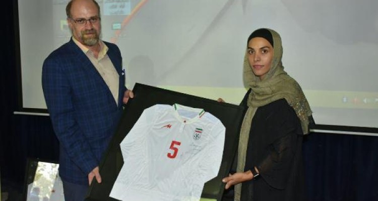 مراسم تجلیل ازخانم گل فوتسال آسیا در اسلام آبادغرب+عکس